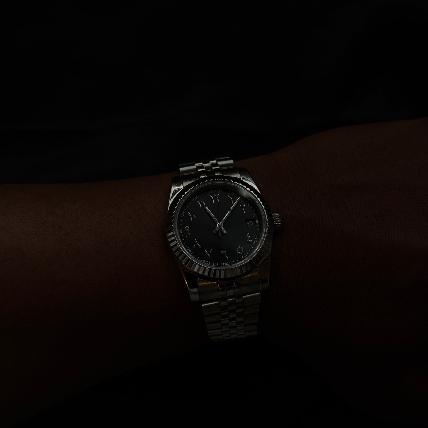 THE BLACK SHEEP - BLACK ARABIC DIAL