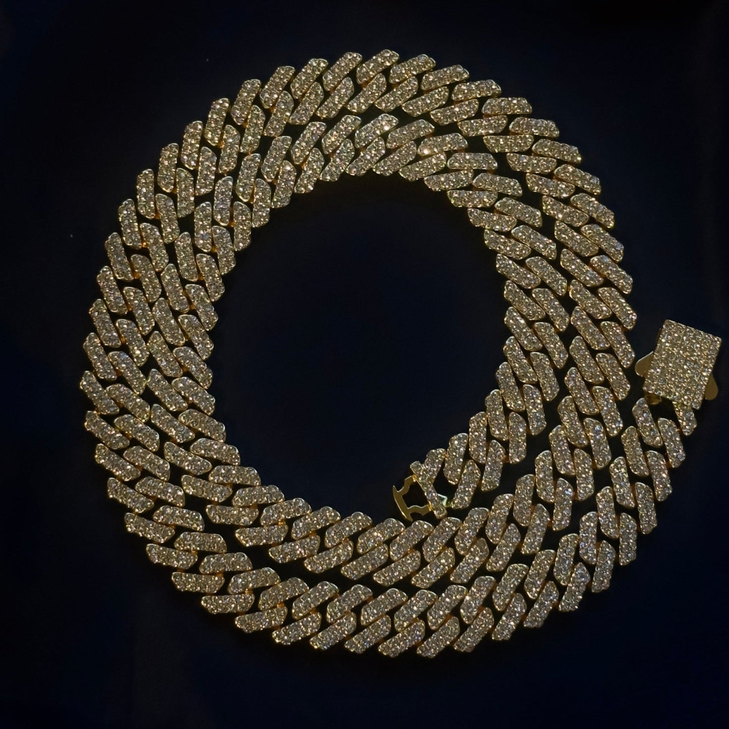 GOLD PRONG LINK CHAIN