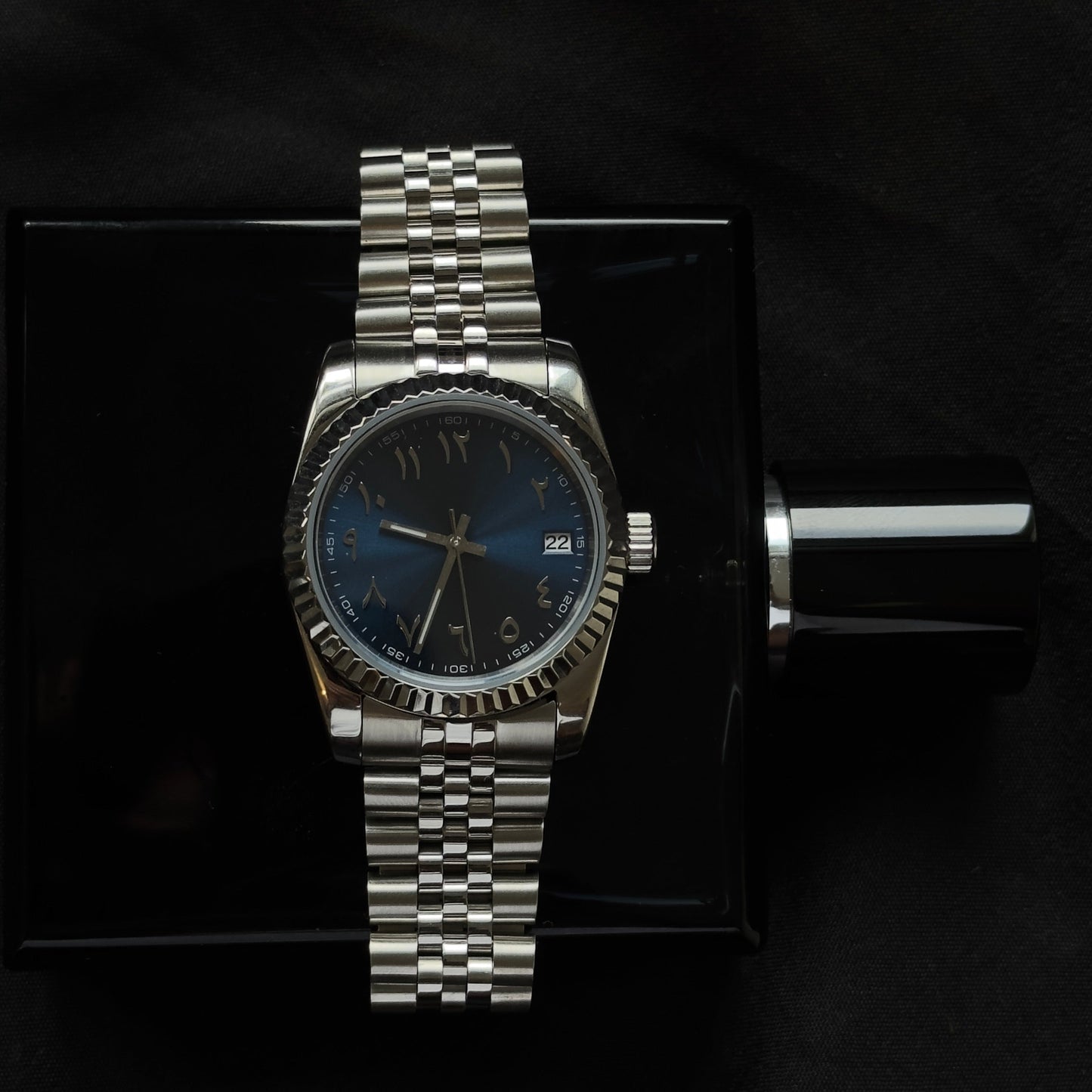 THE SAIL - BLUE ARABIC DIAL